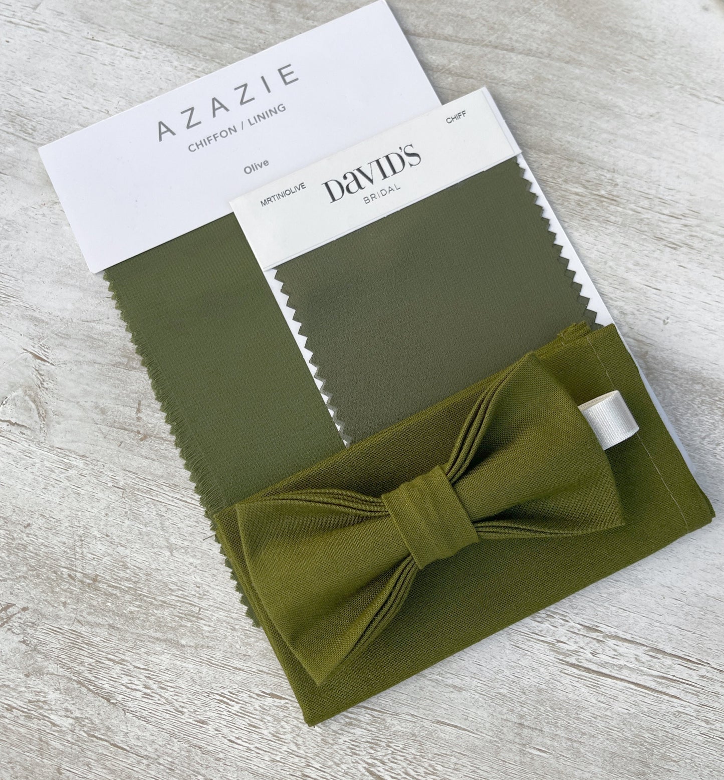 OLIVE GREEN bow tie