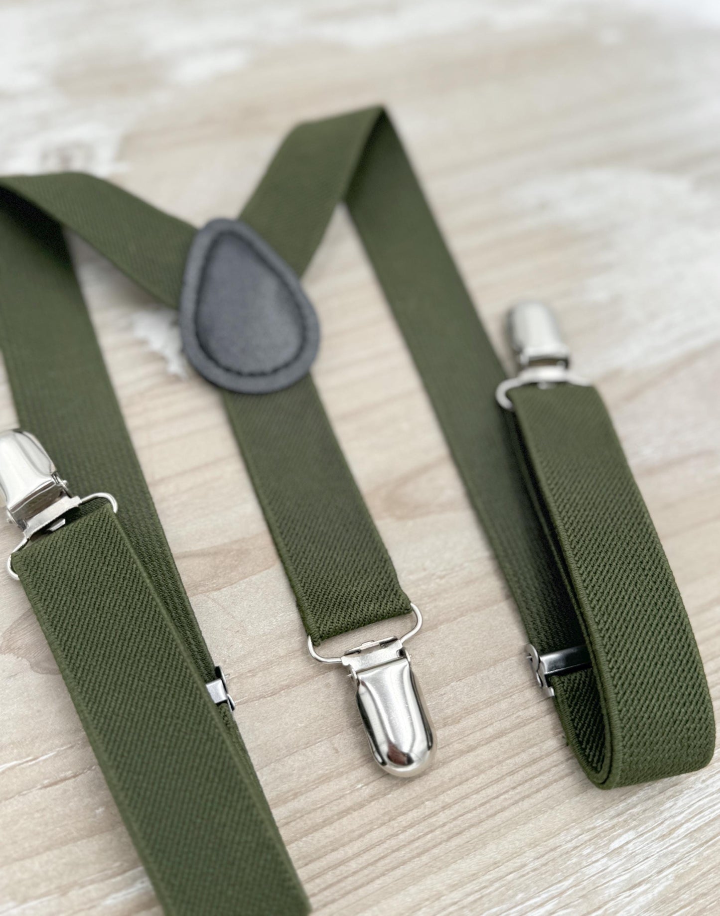 Forest Green Bow Tie & Olive Green Suspenders , Men's Dark green bow tie , Boy's Ring Bearer gift , Groomsmen Gift , Wedding Groom outfit