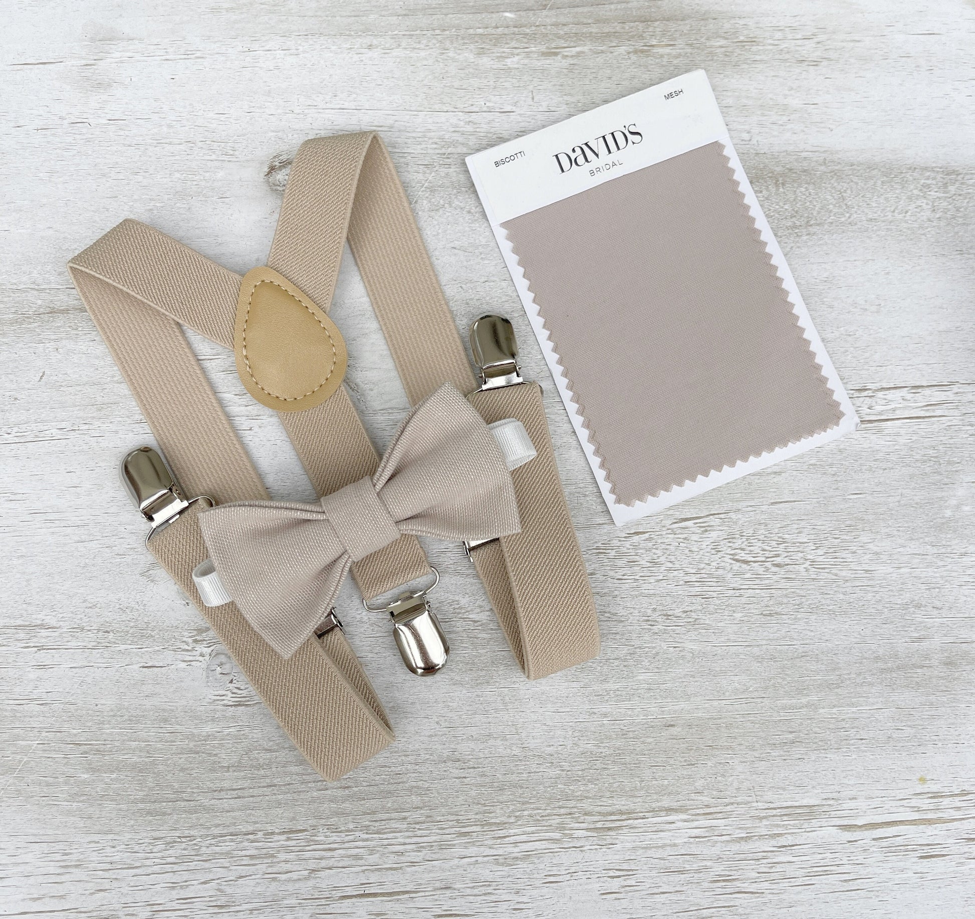 Linen Bow tie & Suspenders | Champagne Tan Braces | Biscotti Bowtie | Frost Tan Bowtie | Ring Bearer Outfit | Boho Rustic Wedding
