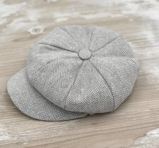 Light Gray Newsboy cap , Ivy hat , Boy's & Men's Flat hat , Applejack cap , Groomsmen outfit , Wedding Ring bearer gift , Vintage outfit