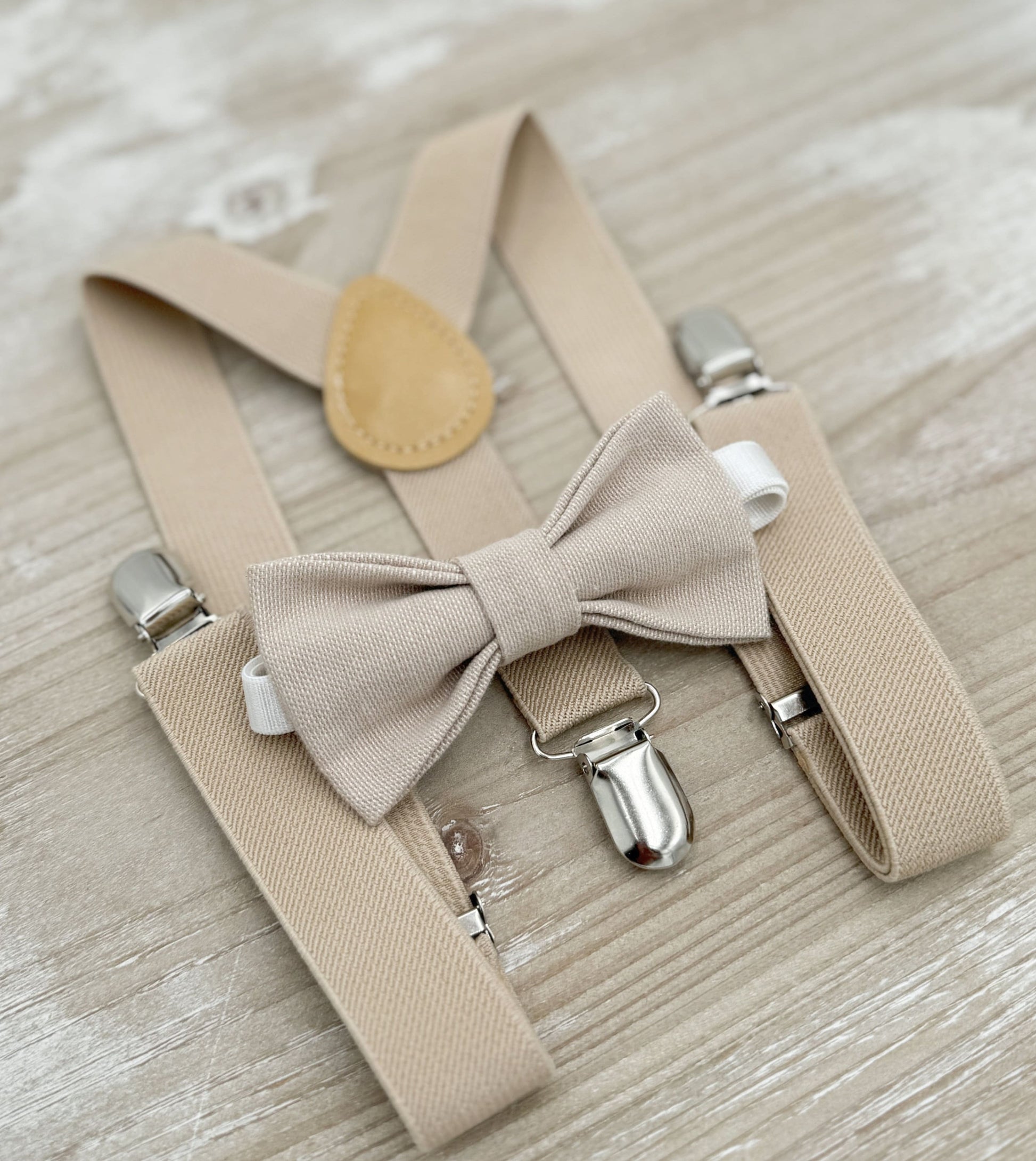 Linen Bow tie & Suspenders | Champagne Tan Braces | Biscotti Bowtie | Frost Tan Bowtie | Ring Bearer Outfit | Boho Rustic Wedding