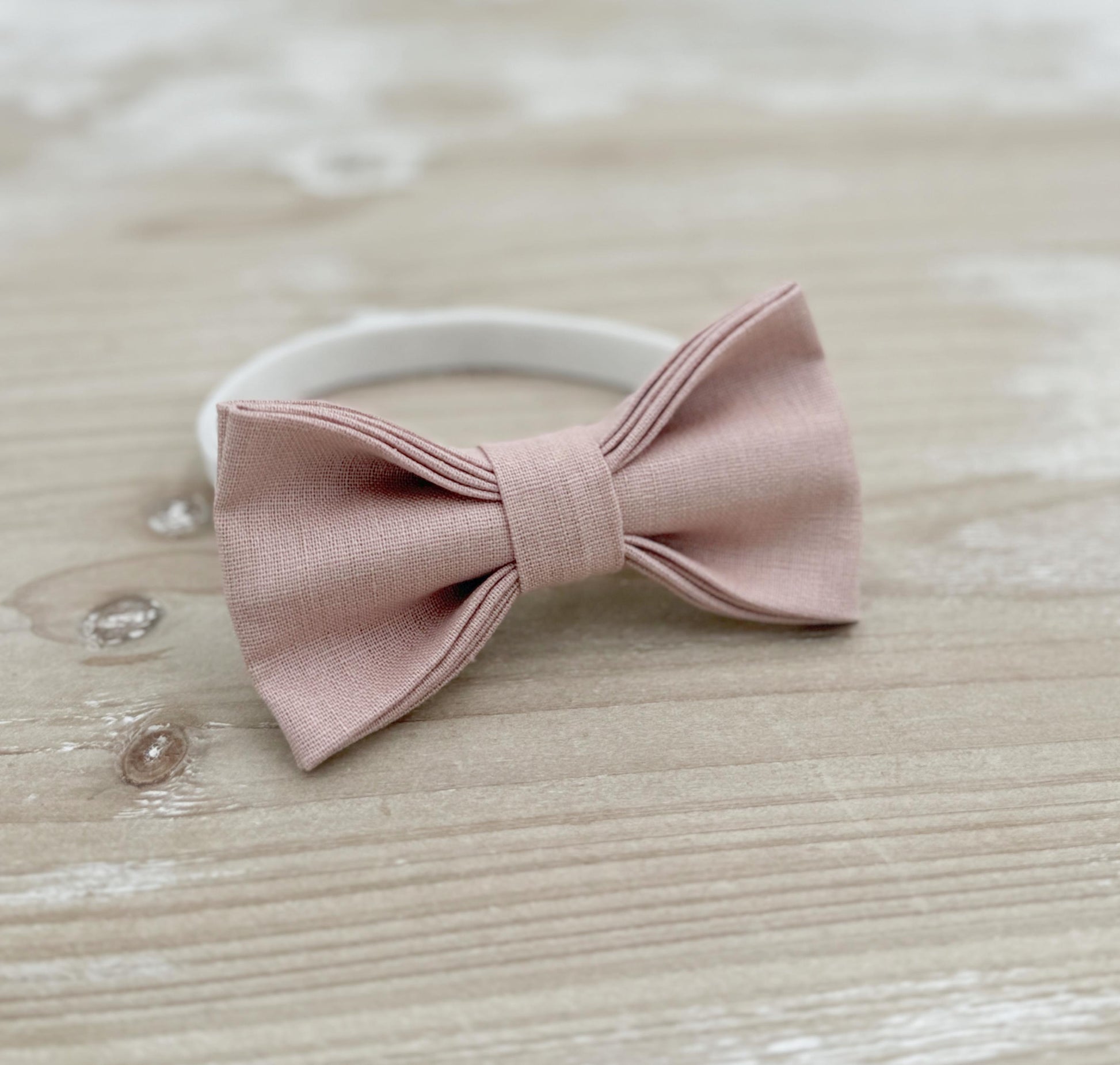 Vintage Rose Bow tie & Suspenders, Light Gray Braces, Linen Cameo BowTie, Ring Bearer Outfit, Boho Rustic Wedding